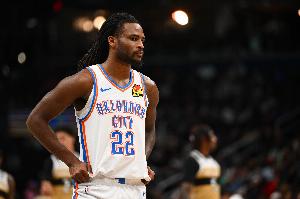 华莱士：我现在的训练是一打四或一打五 因为比赛总是充满随机性